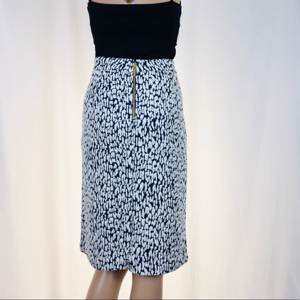 Michael Kors Women’s True Navy Skirt Size M - Picture 4 of 8